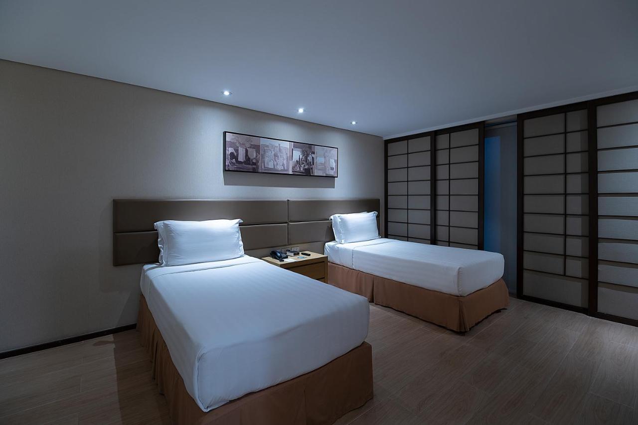 Jinjiang Inn - Makati Makati City Exteriér fotografie