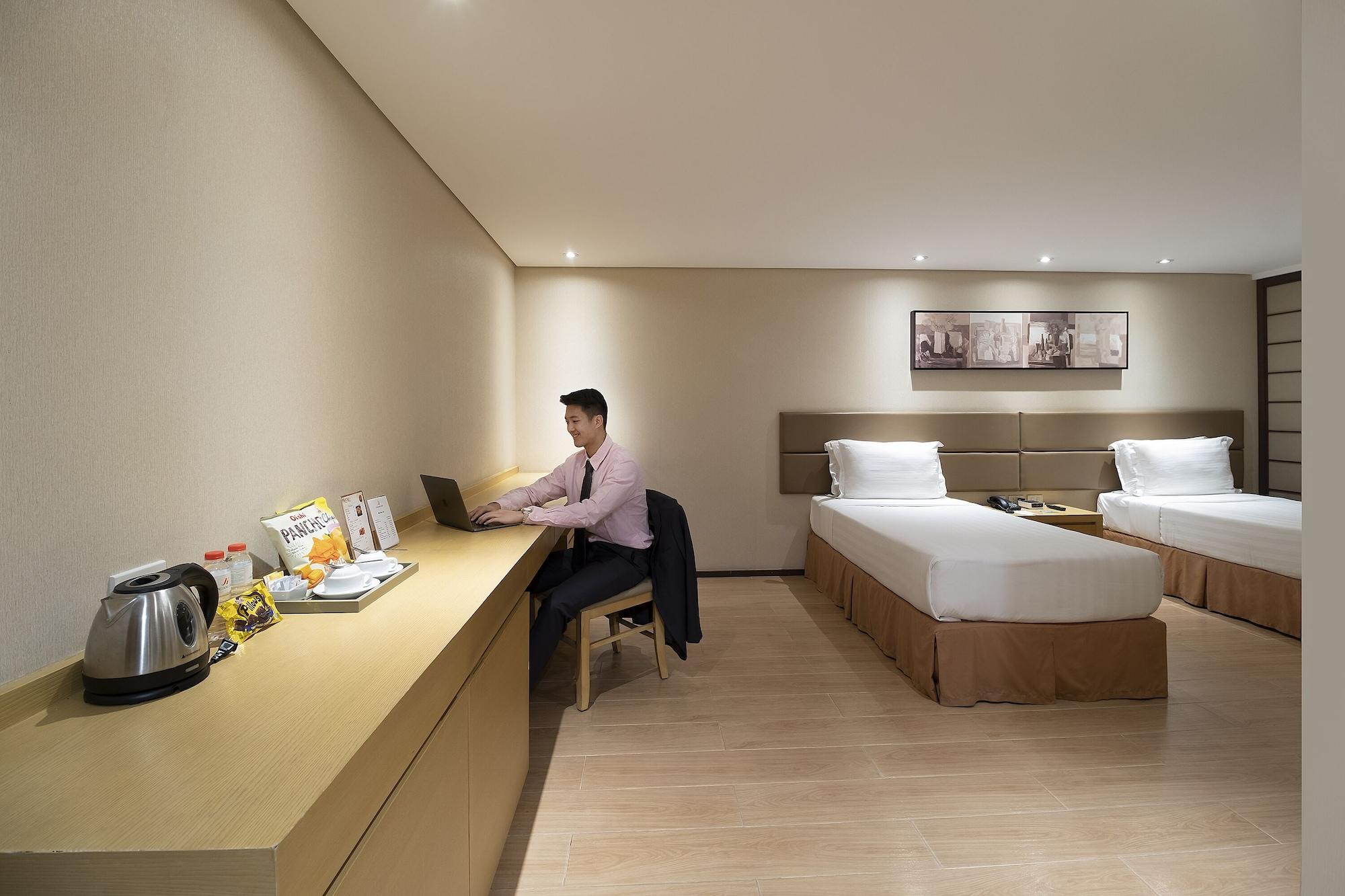 Jinjiang Inn - Makati Makati City Exteriér fotografie