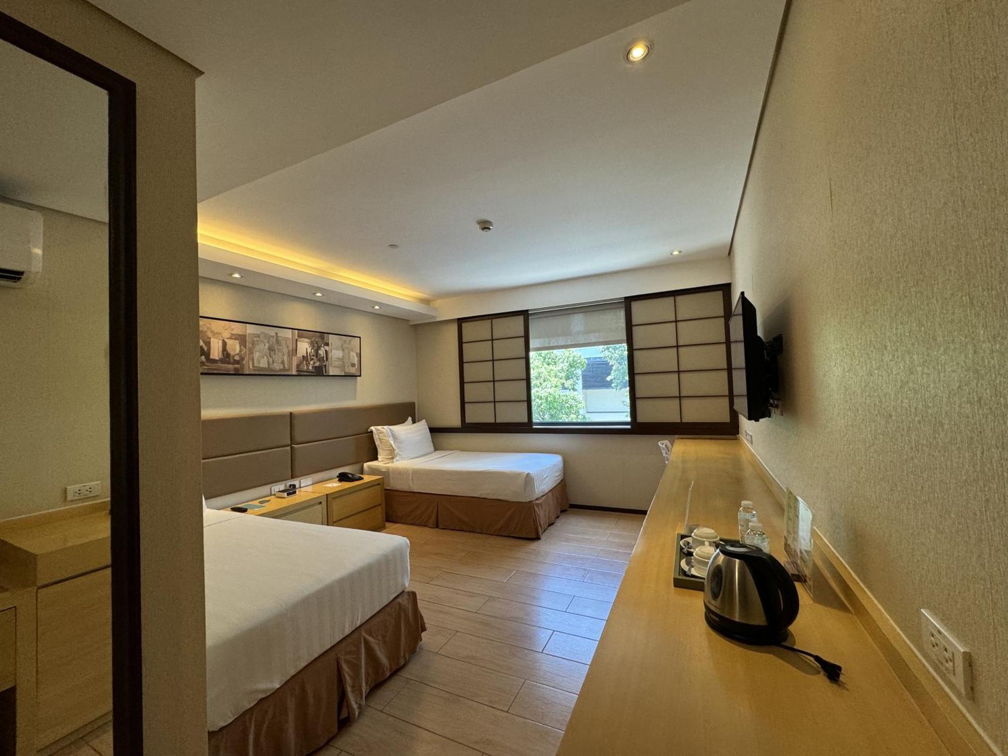 Jinjiang Inn - Makati Makati City Exteriér fotografie