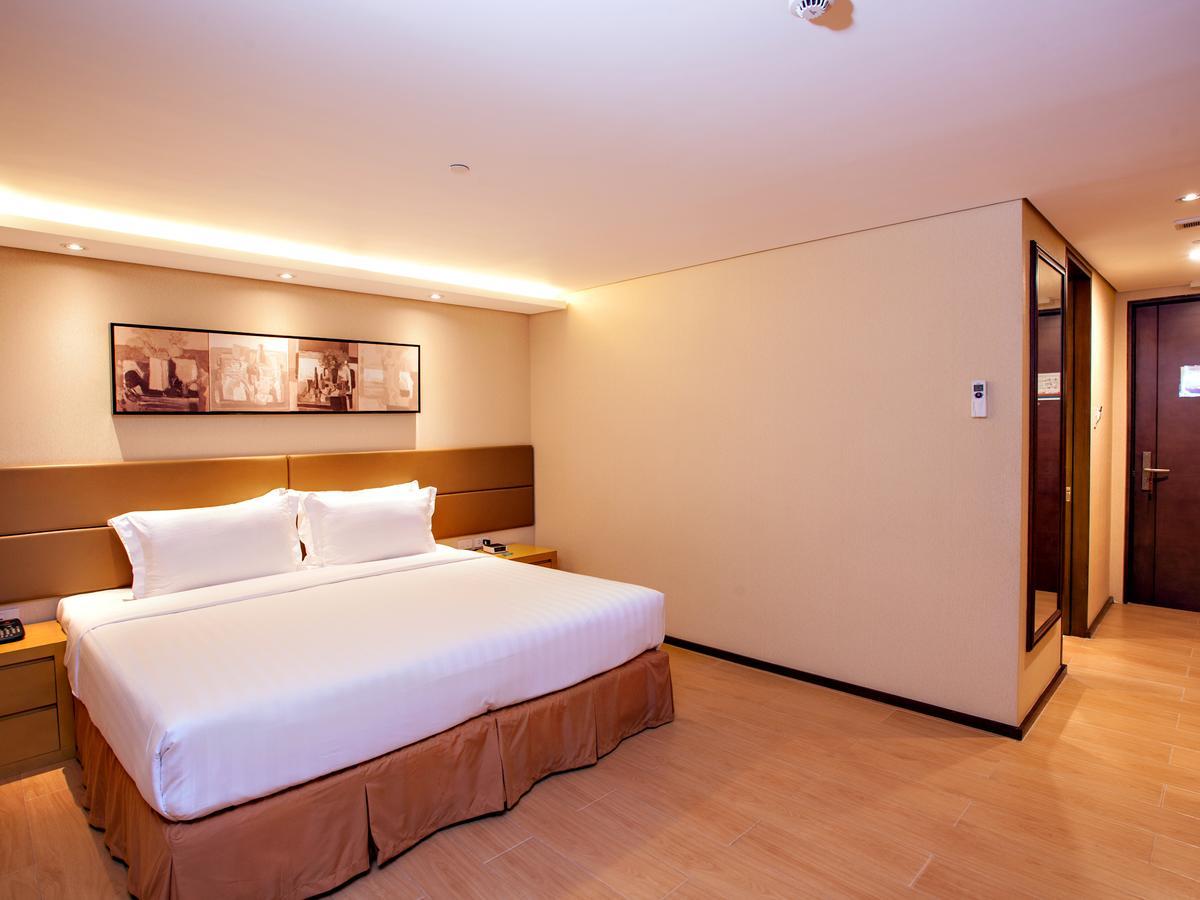 Jinjiang Inn - Makati Makati City Exteriér fotografie